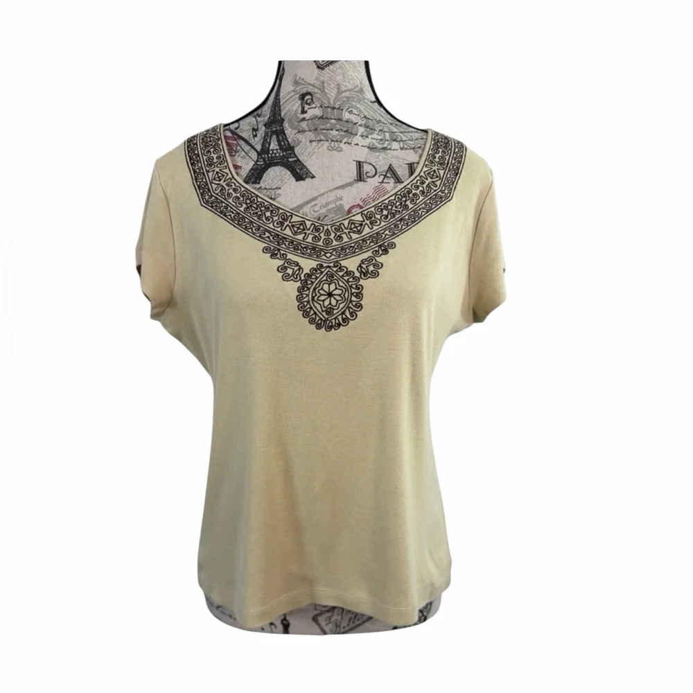 Nine West Cream Top W/ Brown Embroidered Neckline  Detailing Size M